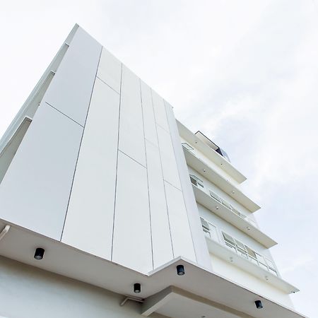 18 Suites Cebu Stadt Exterior foto